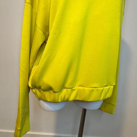 NWT Yellow Isabela active wear hoodie. Size large. - Picture 3 of 7